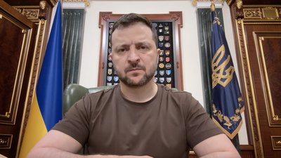 Зеленський вважає, що росія намагається обдурити світ і надалі затягувати війну