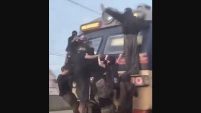 Поліція Львівщини перевіряє відео з «зачеперами» на тепловозі