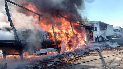 На Дніпропетровщині росіяни вдарили по автобусу з 40 дітьми, які їхали на Прикарпаття