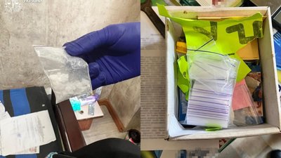 У Львівській області чоловік відправив метадон поштоматом у рваному одязі