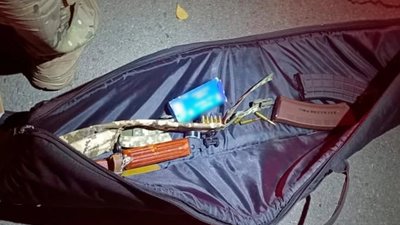 На Рівненщині в авто військового виявили зброю та наркотики