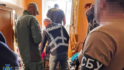 На Львівщині засуджено зловмисників, які налагодили наркотрафік у колонії