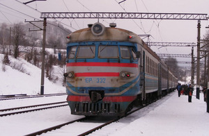 Зміни у графіку: розклад руху приміських поїздів до Львова зазнає коректив (перелік)