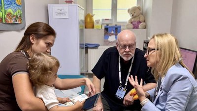 У Львові хірурги сформували дитині нижню щелепу з ребра