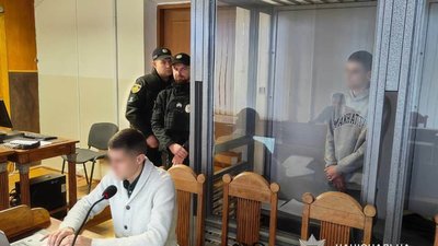 Троє юнаків підуть під суд за побиття артистів ансамблю «Гуцулія» на Львівщині, ще одного  шукає поліція