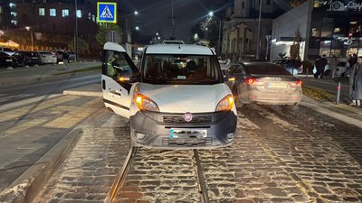 У Львові у ДТП постраждала жінка