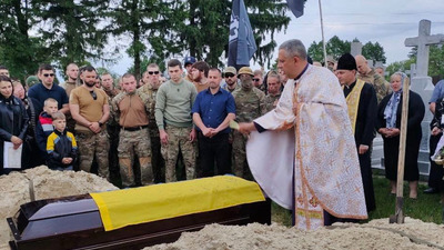 На Львівщині з військовими почестями попрощалися з командиром РДК (ФОТО)