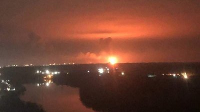 На території Росії дрони атакували порт та нафтопереробний завод