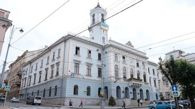 У Чернівцях заборонили Telegram і Viber для службового спілкування працівників міськради