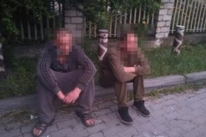 У Львові патрульні по гарячих слідах затримали квартирних злодіїв