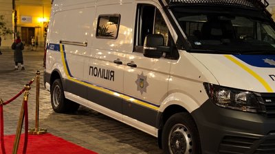 У Львові правоохоронці провели рейди у розважальних закладах у центрі міста (ВІДЕО)