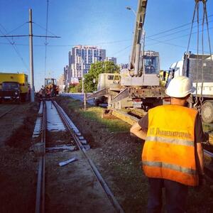 На вул. Княгині Ольги відремонтували аварійну ділянку трамвайної колії