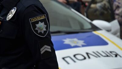 В Одесі під час вручення повістки побили патрульну поліцейську