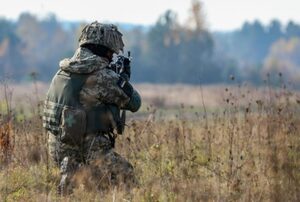 Доба на Донбасі: бойовики п'ять разів обстріляли позиції ЗСУ, випадків коронавірусу не зафіксовано