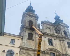 Підсумки негоди у Львові в цифрах: як оговтується місто після буревію (фото, відео)