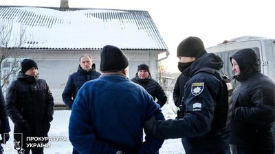 В ізоляторі  помер підозрюваний у вбивстві п'ятьох осіб на Рівненщині