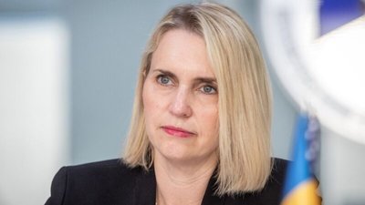 Бріджит Брінк назвала причину своєї раптової відставки