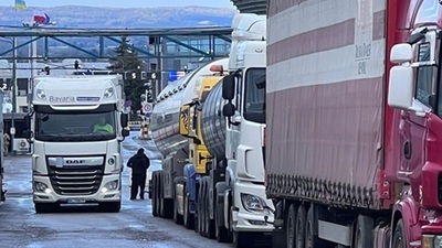 Влада у Польщі наближається до рішення, щоб припинити блокаду кордону з Україною