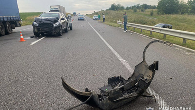 Є травмований: на автодорозі «Житомир — Чернівці» трапилася автопригода з участю двох авто