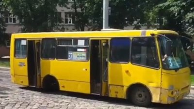 ЛМР розриває договір з перевізником після інцидентів з відпалими колесами