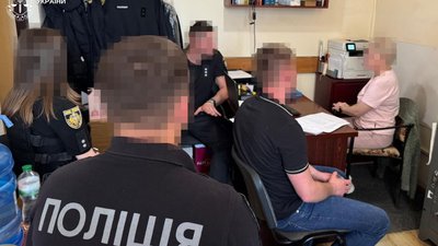 У Львові чоловік втікаючи від патрульних збив поліцейського