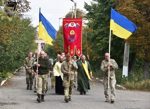 На Сході військові встановили каплицю на честь Пресвятої Богородиці (фото)