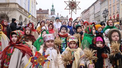 У Львові встановили головний різдвяний дідух