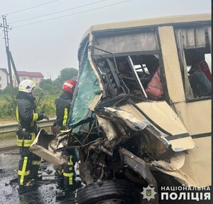 У ДТП на Львівщині загинули четверо людей (ФОТО)