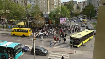 У Львові сталася ДТП (ВІДЕО)