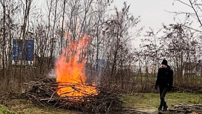 На Львівщині покарали чоловіка, який спалював суху траву на міському кладовищі (ФОТО)