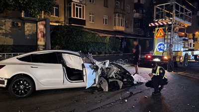 На Прикарпатті пʼяний 20-річний водій спричинив ДТП із потерпілою