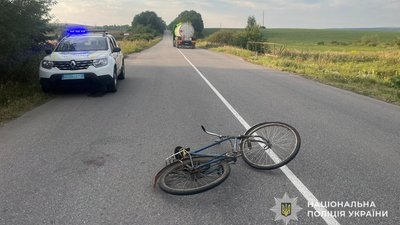 У Львівській області у ДТП травмувався велосипедист