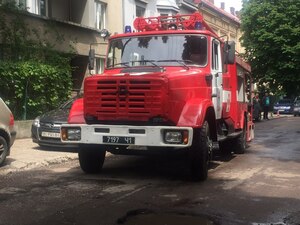 У Львові сталася пожежа в житловому будинку на Котляревського (фото, відео)