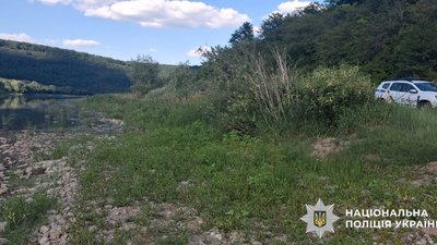 На Буковині у Дністрі втопилися чоловік та троє дітей