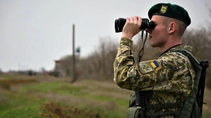 На Житомирщині вздовж кордону із білоруссю почали будувати бетонні укріплення (ВІДЕО)