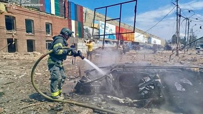 Внаслідок російського удару по Словʼянську загинули пʼятеро людей