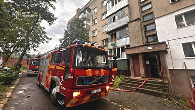 У Львові горіла квартира в багатоповерхівці (ФОТО)