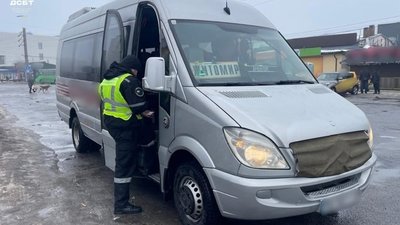 На Житомирщині оштрафували водія маршрутки, який відмовив ветерану у пільговому проїзді