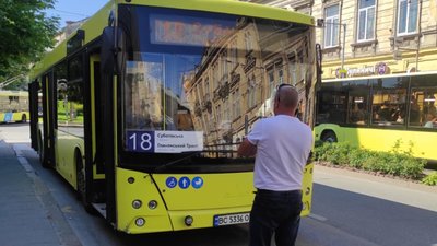 У Львові у маршрутці травмувалися пасажири