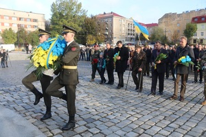 У Львові вшанували пам'ять Героїв, які віддали своє життя за Україну (ФОТО)