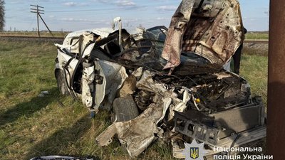 На Прикарпатті у ДТП на залізниці постраждали троє людей