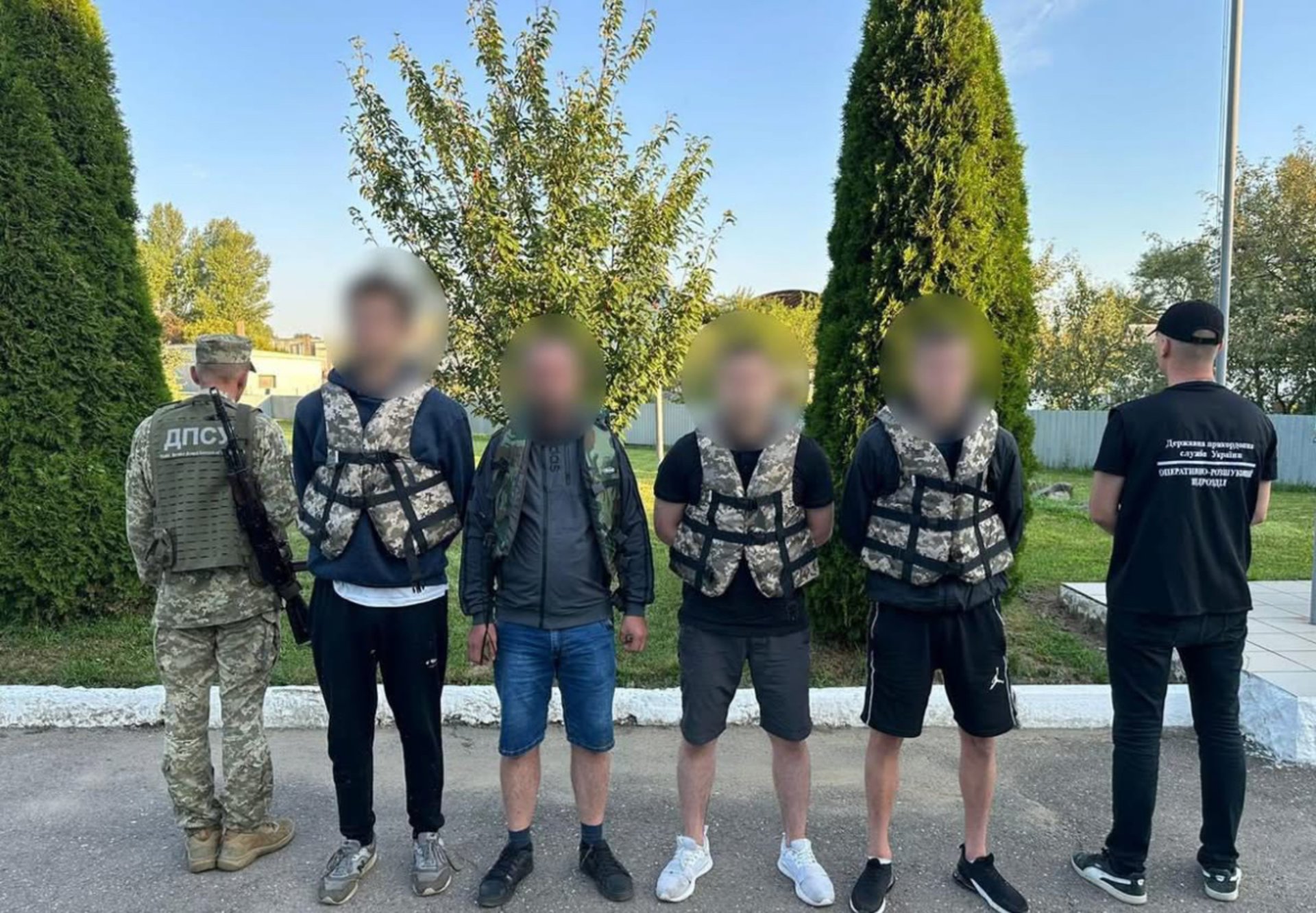 На Закарпатті затримали організаторів схеми з переправлення чоловіків за кордон