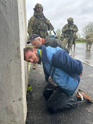 ДБР розслідує факт дезертирства військовослужбовців, причетних до розстрілу поліцейських на Вінниччині (ФОТО, ВІДЕО)