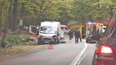 У Львові сталася ДТП за участі автомобіля швидкої допомоги