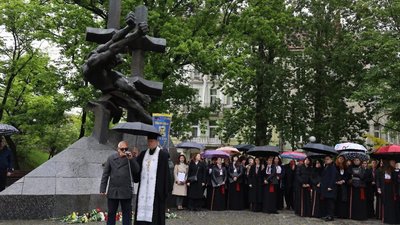 У Львові вшанували пам’ять жертв політичних репресій (ФОТО)