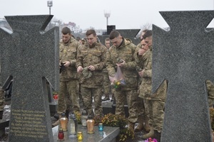 У День Збройних сил на Личакові вшанували пам'ять загиблих Героїв (ФОТО)