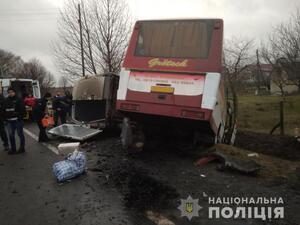 На Волині сталася масова аварія між бусом та рейсовим автобусом з пасажирами (ФОТО)