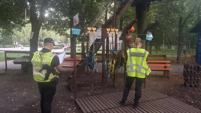 У Києві двоє дітей травмувалися на канатній дорозі