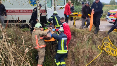 На Волині у ДТП трактор затиснув двох людей