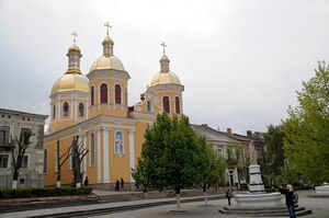 Нічого святого: У Бережанах зловмисник викрав церковне майно